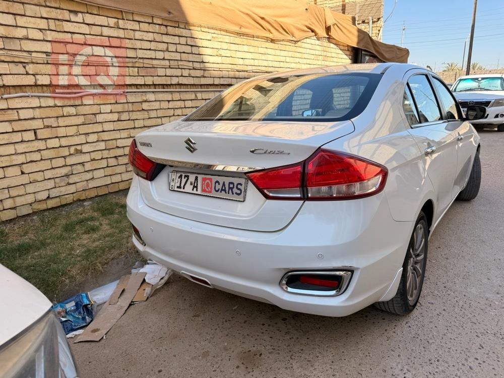 سوزوكي سياز